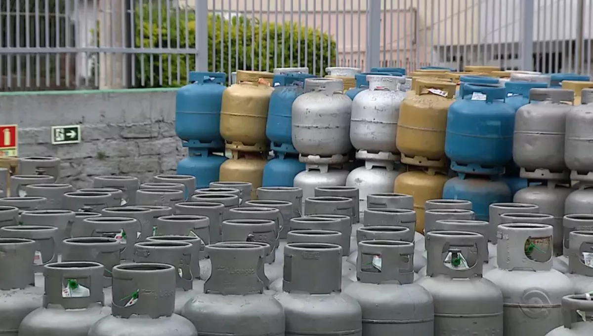 Com queda de 6%, gás de cozinha fica mais barato. Saiba quanto você vai pagar