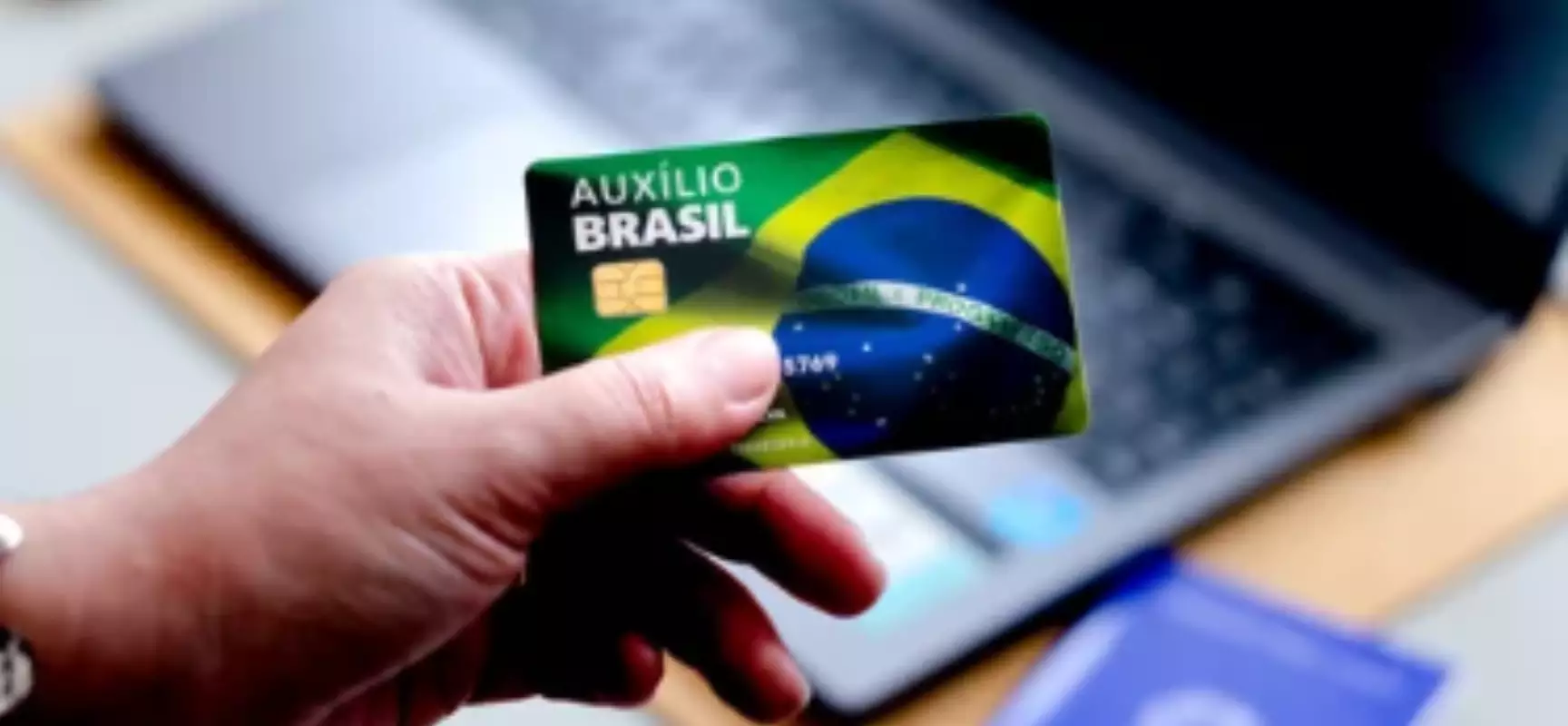 AUXÍLIO BRASIL: Caixa libera o primeiro lote nesta terça-feira com reajuste nas mensalidades