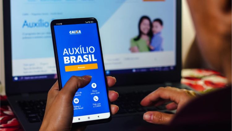 Seu AUXÍLIO BRASIL foi RECUSADO? Veja quando é possível contestar a decisão