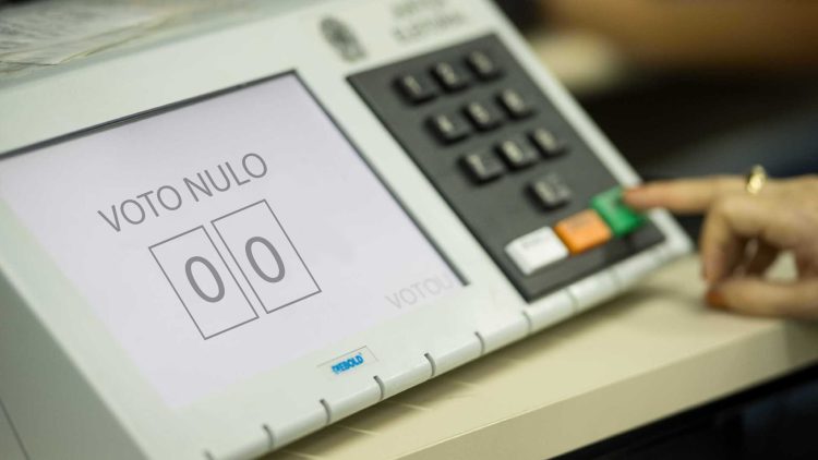 Deseja ANULAR seu voto nas ELEIÇÕES 2022? Confira o passo a passo