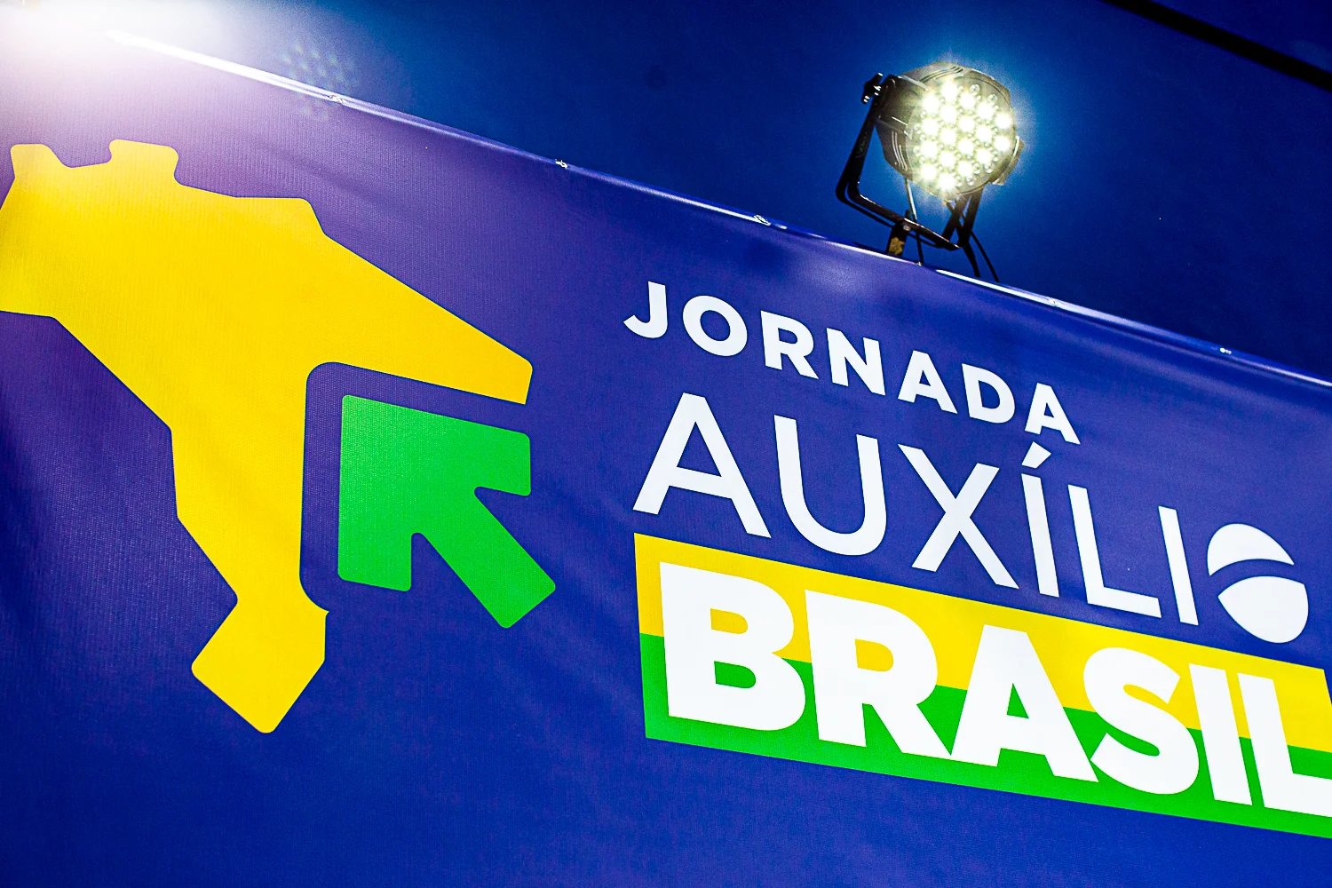 Governo cria a jornada AUXÍLIO BRASIL para tirar dúvidas sobre o projeto