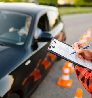 CNH gratuita: entenda a proposta que pode zerar a taxa do documento