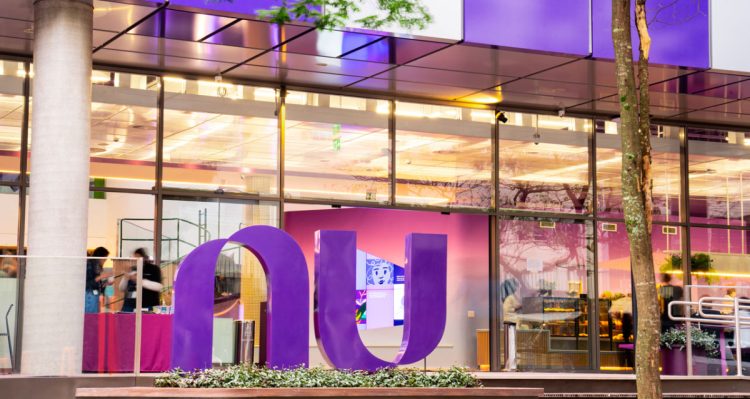 Diversos usuários do NUBANK precisam tomar importante DECISÃO
