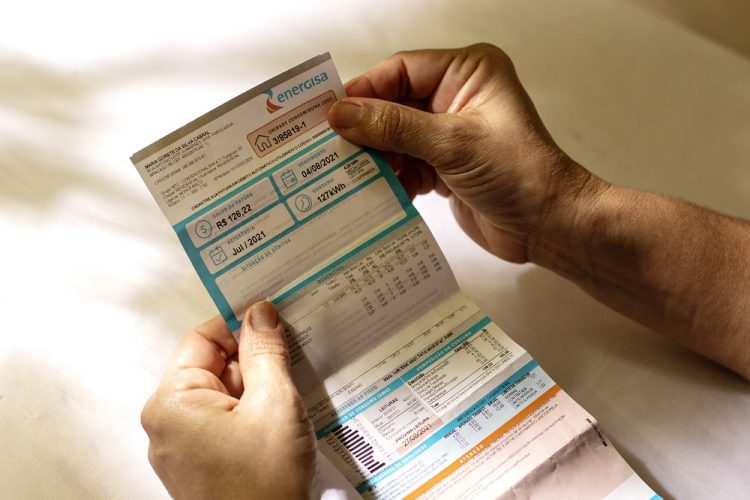 Tarifa Social: Conheça novas faixas de renda para obter isenção na conta de luz