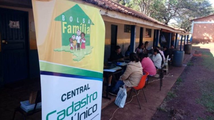 Governo libera NOVAS inscrições no Bolsa Família de fevereiro; veja como se candidatar