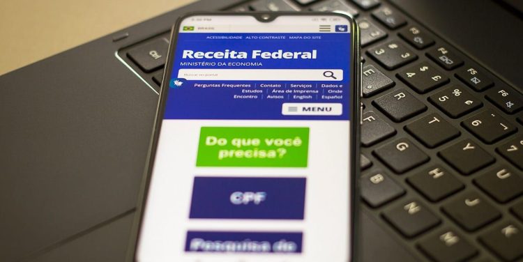 Lote residual do Imposto de Renda pode ser consultado online seguindo esses passos