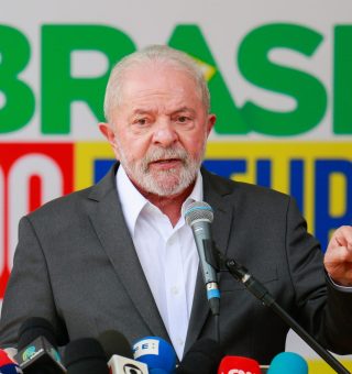 Por quanto tempo o consignado do Auxílio Brasil ainda ficará ativo? Entenda a transição