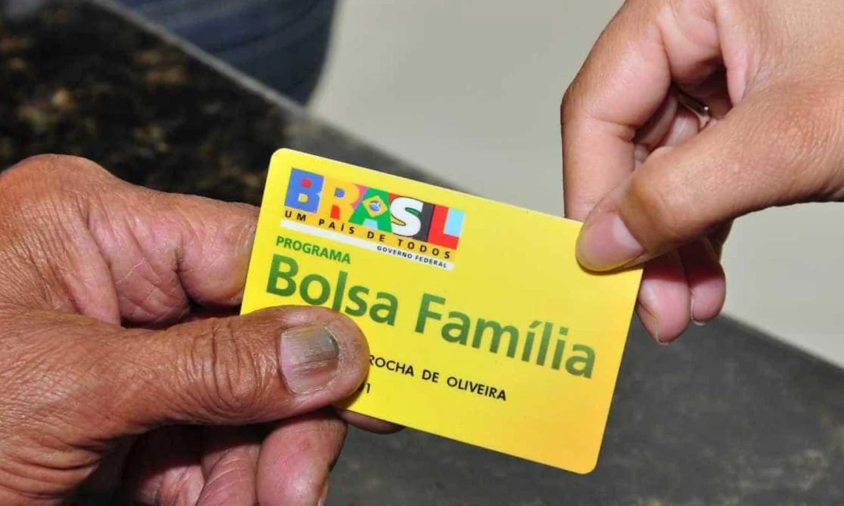 Lula reduziu Bolsa Família de R$ 600 para R$ 150? Fato ou fake?