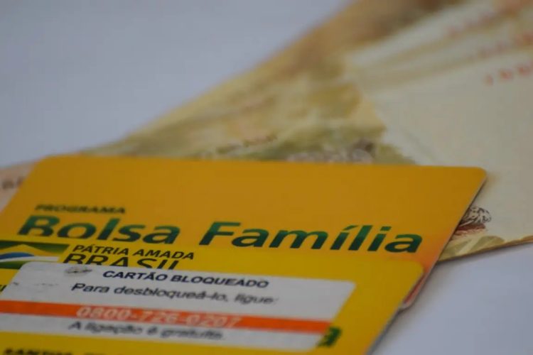 Está em dúvidas se vai receber o Bolsa Família esta semana? Consulte agora seu cadastro