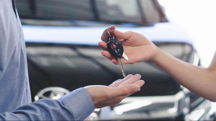 É seguro comprar carro pela internet? Confira dicas para fugir de golpes
