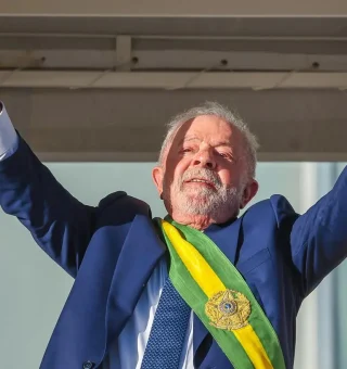 Lula toma importante decisão sobre auxílio de R$ 600. Confira na íntegra!