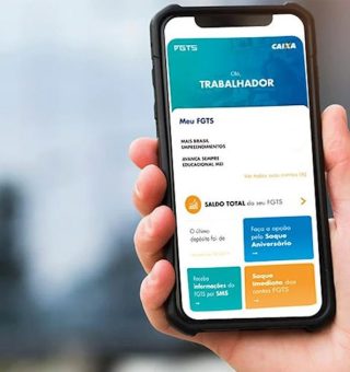 Trabalhadores podem solicitar até R$ 3.900 do FGTS aniversário pelo aplicativo da Caixa