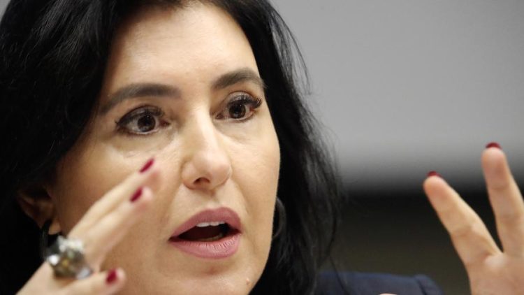 Governo Federal se pronuncia sobre SUSPENSÃO temporária do Bolsa Família