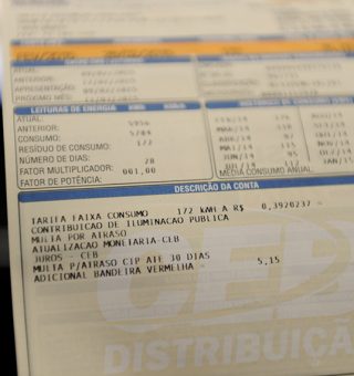 Novidades na taxação da conta de luz surpreende POSITIVAMENTE os brasileiros