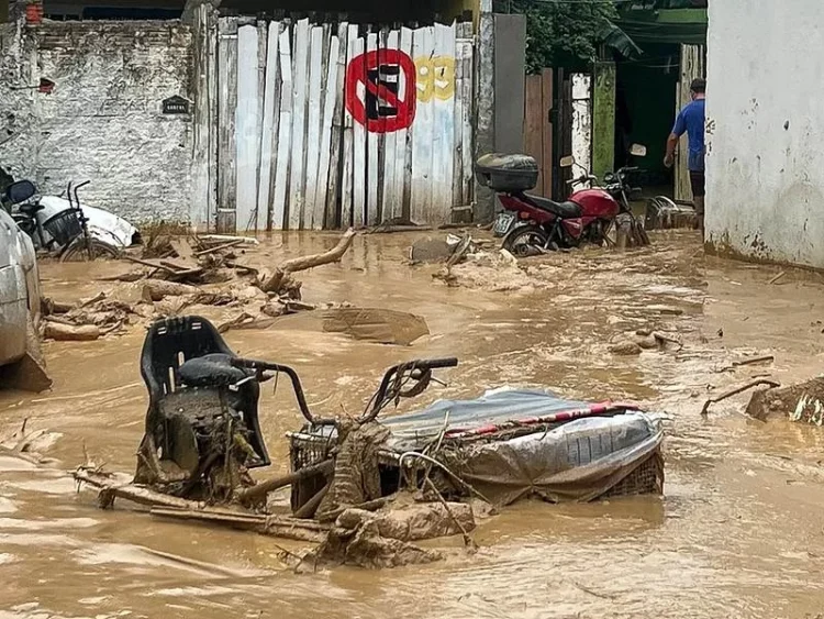 Tragédia no litoral de SP: governo anuncia pacote de benefícios para famílias afetadas