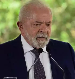 Fila de espera do INSS aumenta e Lula é cobrado por não cumprir promessa