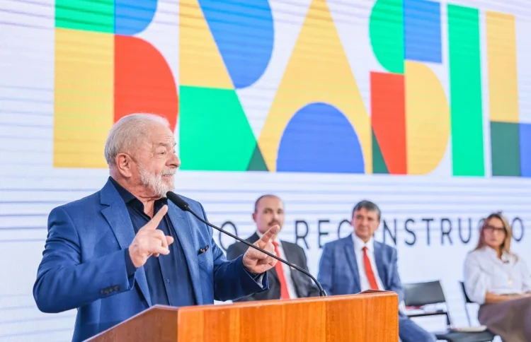 Não sabe se vai receber o Bolsa Família? Entenda as novas regras e consulte se está apto