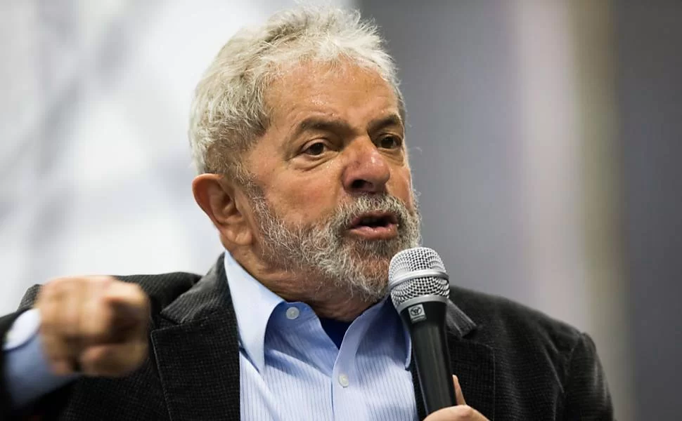 Lula justifica aumento no preço da gasolina em afirmação polêmica que assusta a população