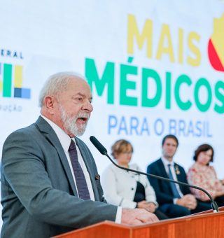 Programa Mais Médicos retorna garantindo emprego para estudantes do FIES