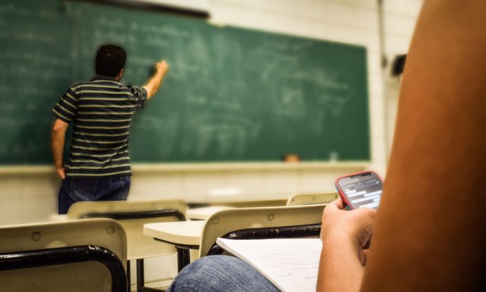 Professores são surpreendidos com aumento de 54% em importante benefício