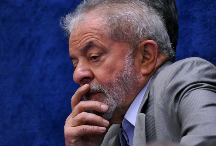 Bolsa Família de abril terá importante REDUÇÃO decepcionando os beneficiários