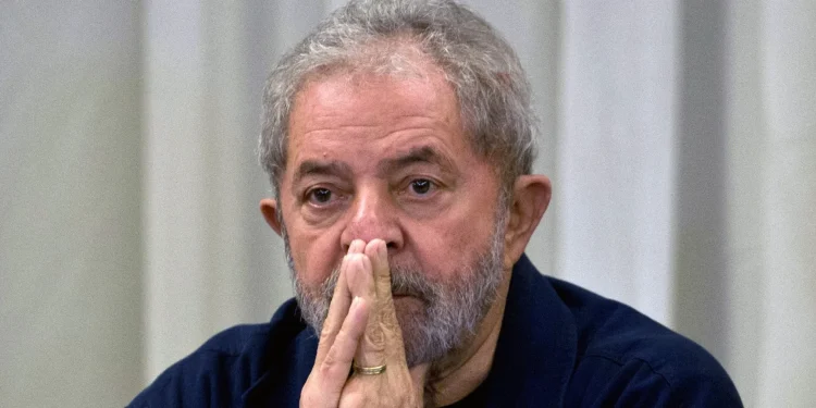 Bolsa Família em abril: consulte a lista de bloqueados e reative seu cadastro a tempo de receber