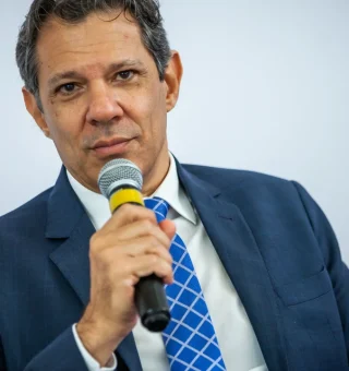 Nubank vai aderir ou não ao Desenrola Brasil? Haddad responde