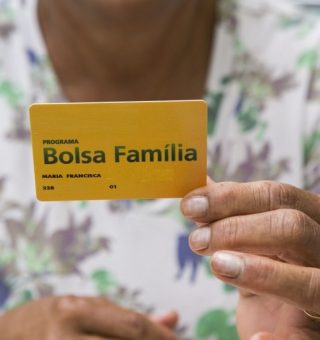 Caixa autoriza NOVOS saques pelo Bolsa Família com valores reajustados