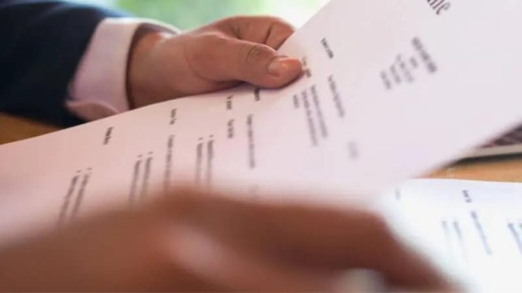 SELEÇÃO! Serasa oferece R$ 2.850 e benefícios para candidatos com este perfil