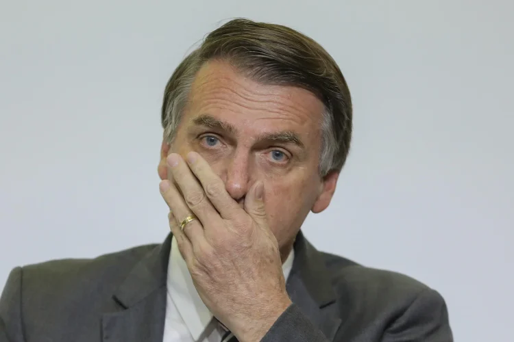 Bolsonaro em prisão domiciliar: O que isso significa afinal?