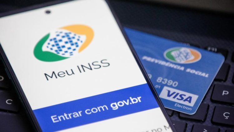 COMEÇOU! INSS libera 13º salário nesta quinta-feira com EXCLUSÃO de alguns beneficiários