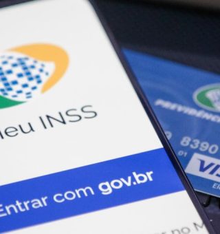 Salários em ATRASO! INSS autoriza saque surpreendente para os aposentados