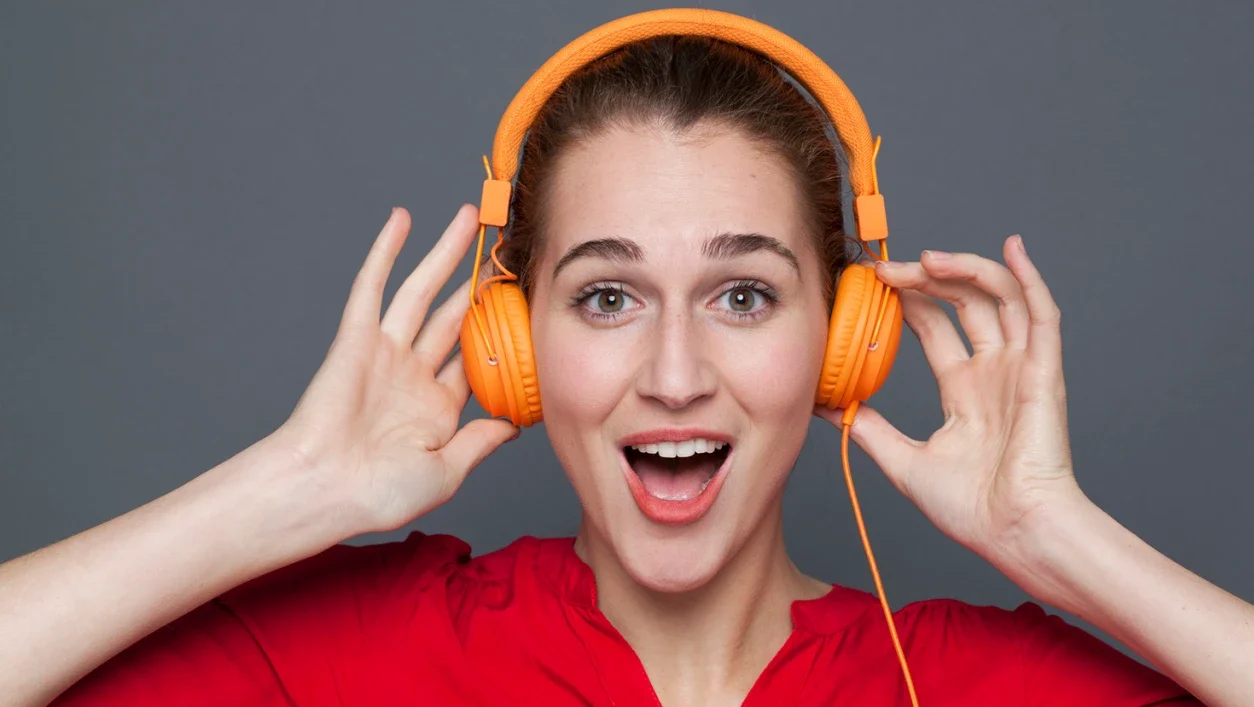 Serviço de música decide aumentar mensalidade e IRRITA usuários