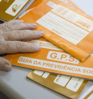 SURPRESA! Titular do INSS sofrerá REDUÇÃO nos salários de junho