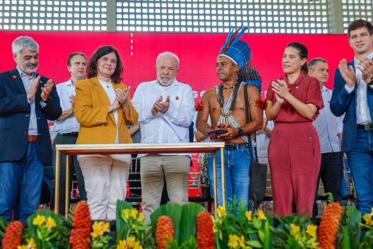 Vitória! Titular do Bolsa Família é surpreendido com NOVOS benefícios
