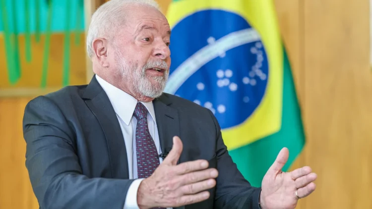 CORTES! Bolsa Família tem redução de 1,8 milhão de beneficiários