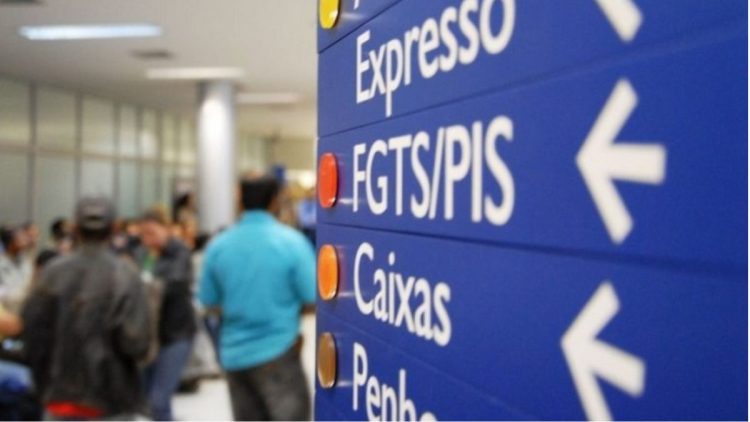 Trabalhou em 2023 com carteira assinada? Consulte se tem direito ao saque de R$ 1.518 HOJE (29/12)