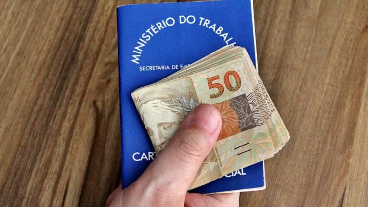 VITÓRIA! Antecipação do 13º salário é confirmada para um NOVO grupo nesta semana