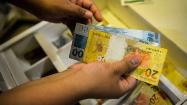 Programa de pontos garante DINHEIRO DE VOLTA para os consumidores brasileiros