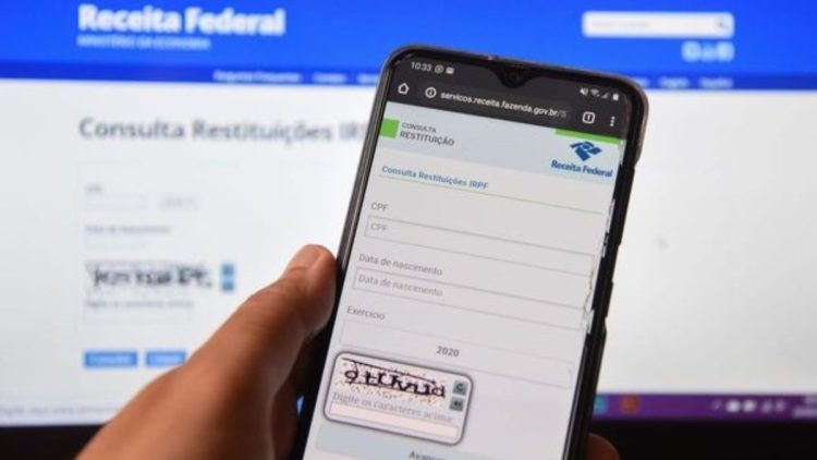 Vai receber? Novo lote da RESTITUIÇÃO do IRPF é anunciado pela Receita Federal