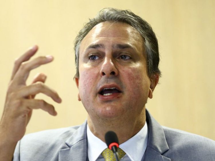 MAIS LIMITE! Governo facilita o pagamento do Fies para os estudantes destes cursos