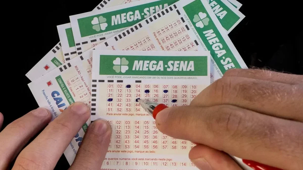 Veja como jogar na Mega-Sena, Quina, Lotofácil e outras modalidades de  forma totalmente online; aposte sem sair de casa!