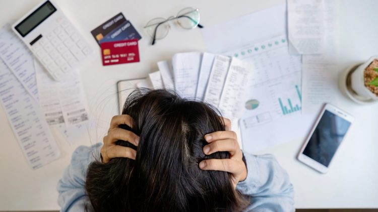 Plataforma ajuda clientes a negociarem dívidas com até 99% de desconto
