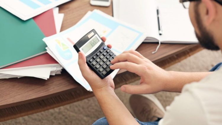TENSÃO! Cobranças do IPVA e IPTU serão MODIFICADAS afetando o SEU bolso