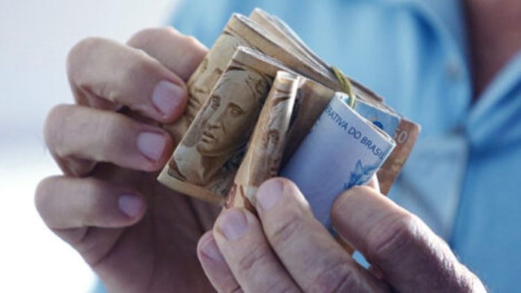 Precisando de dinheiro? Aprenda a ANTECIPAR a sua restituição do IR 2023