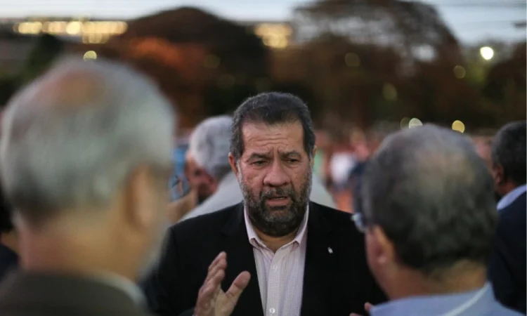 Carlos Lupi