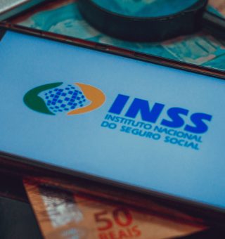 Mais CORTES! INSS anuncia novo critério para a SUSPENSÃO da aposentadoria