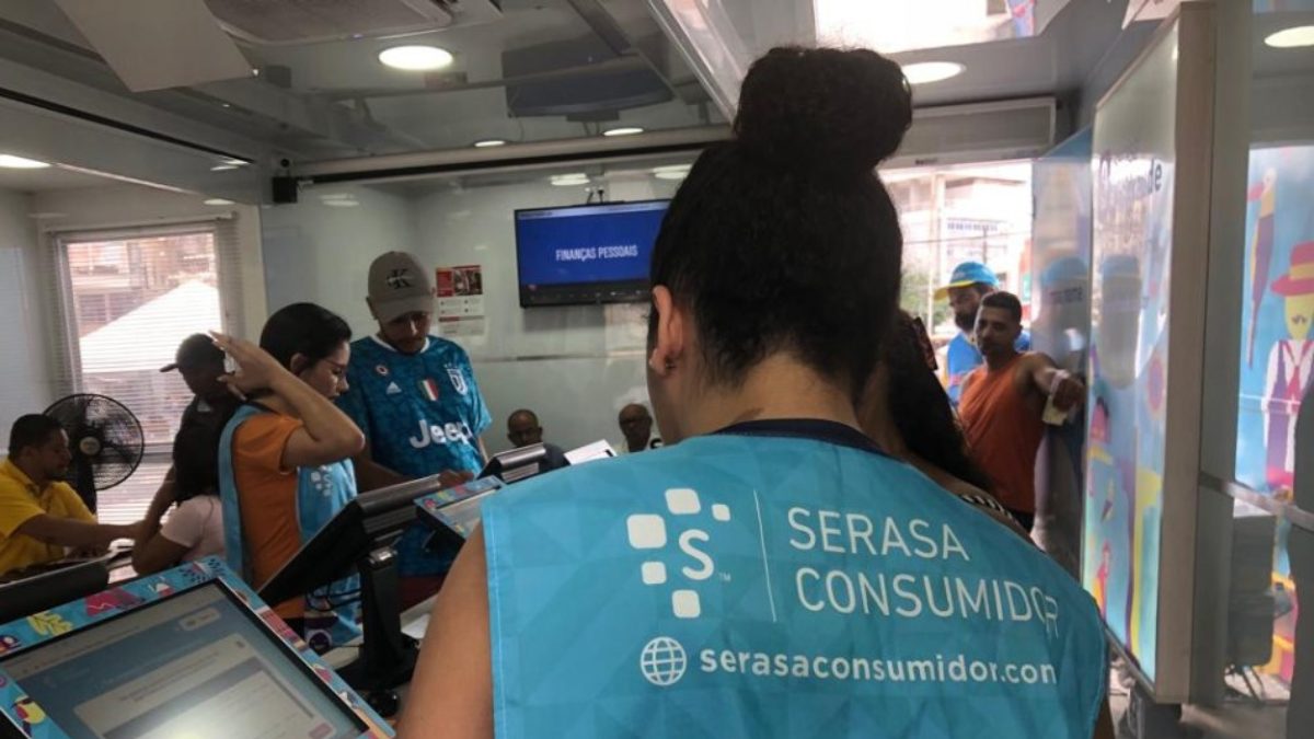 SERASA oferece solução que faz brasileiros terem grande ECONOMIA na hora de buscar EMPRÉSTIMOS