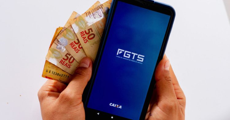 Quantia bilionária é paga pelo FGTS! Consulte os valores e quando receber