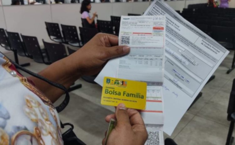 Beneficiário do Bolsa Família fica ISENTO das cobranças nas contas de luz